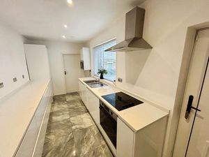 Photo 5- click for photo gallery